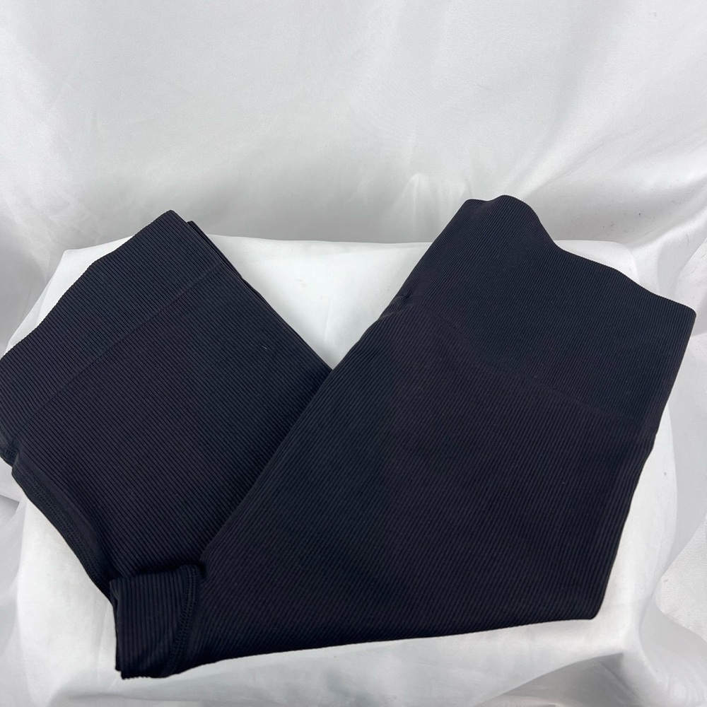 Wolford Athleisure Biker Shorts Black Large (L) 61402 NWT $156 - Picture 8 of 13